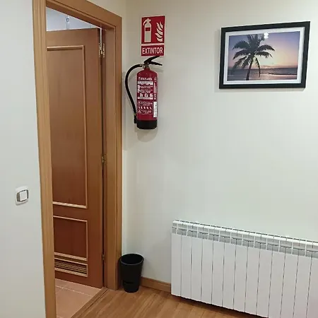 Chevere Rojo-huca Apartman *