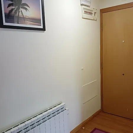 Chevere Rojo-huca Apartman *