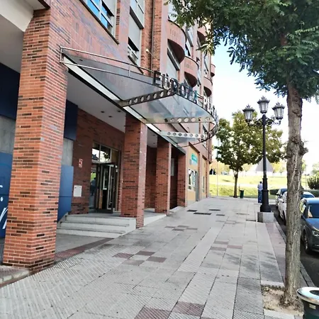 Appartamento Chevere Rojo Con Garaje Oviedo